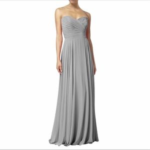 Chiffon Evening dress in Gray Size 8-10